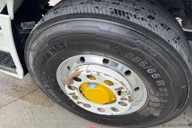 Τυπική μονάδα τράκτορα RENAULT C520 4x4H Hydraulik & Kompressor GHH