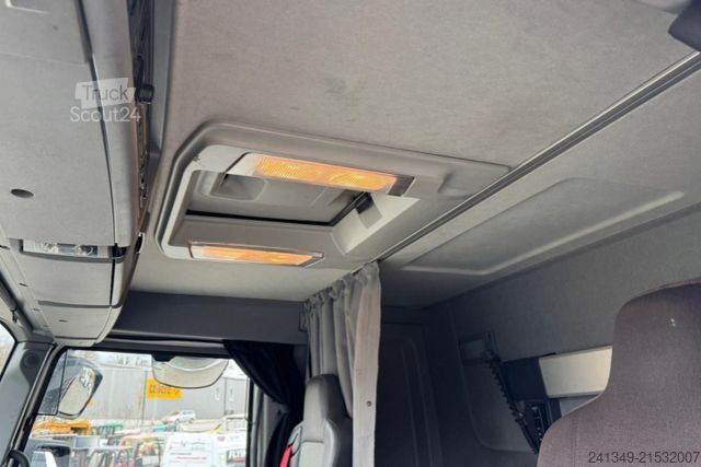 Τυπική μονάδα τράκτορα RENAULT C520 4x4H Hydraulik & Kompressor GHH