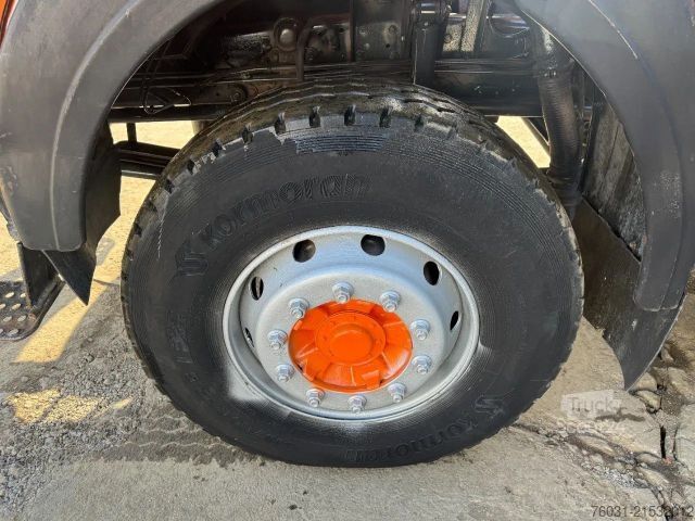 Camion benne MERCEDES-BENZ V8 8X4 Dumper Tipper Spring/Spring ZF Man Gear