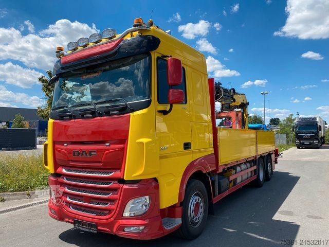 Żuraw samochodowy DAF XF 530 FAN 6X2 Baustoffpritsche mit HYVA HC213E3