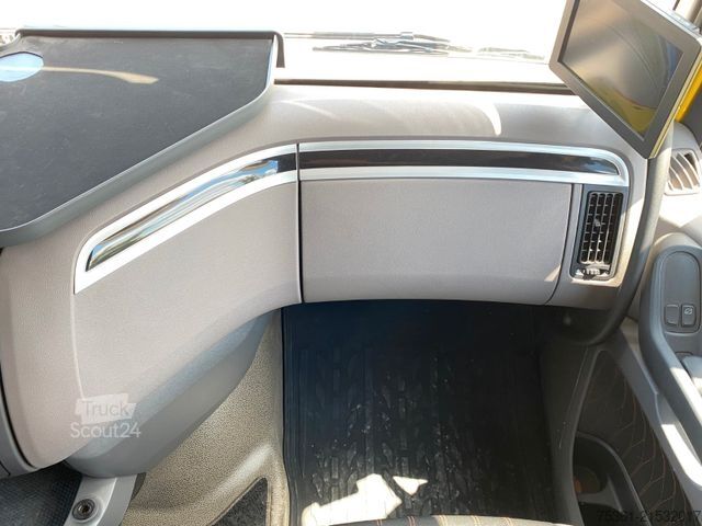 Żuraw samochodowy DAF XF 530 FAN 6X2 Baustoffpritsche mit HYVA HC213E3