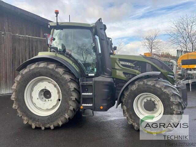 Ciągnik Valtra Q 305 1A9