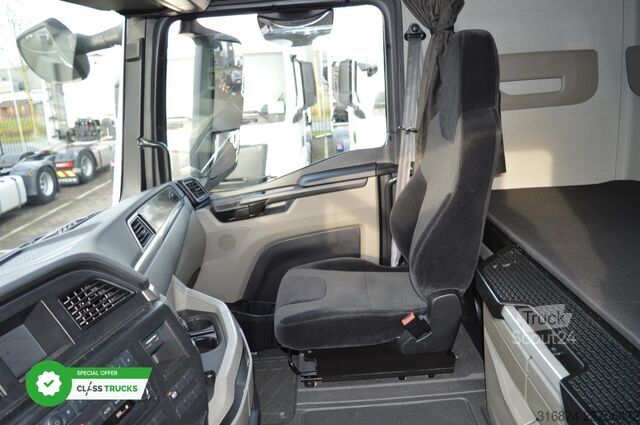 Standardowy ciągnik siodłowy MAN TGX 18.470 GX
