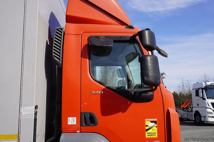 Box truck DAF LF 19.320 / 22 EPAL box / 130 tho. km