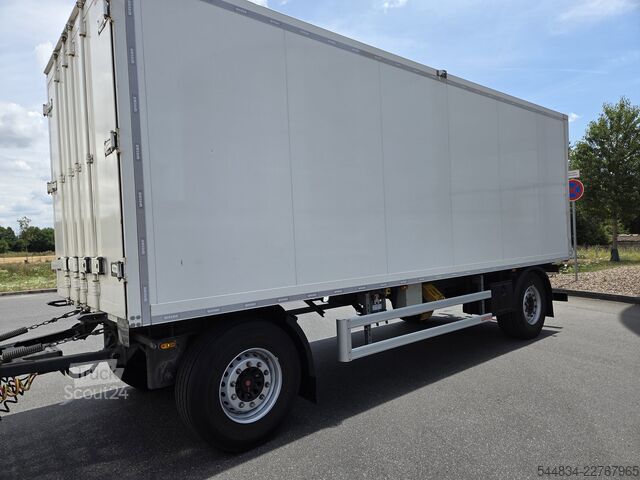 Skriňové nákladné vozidlo Volvo FM 42R 1A