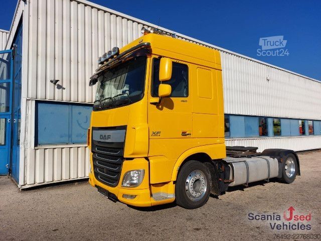 Volumen SZM DAF XF 460 FT Space Cab Low deck