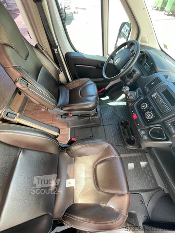 Caravan/camper Fiat Weinsberg Carabus 600 K 4 Schlafplätze | Voll ausgestattet