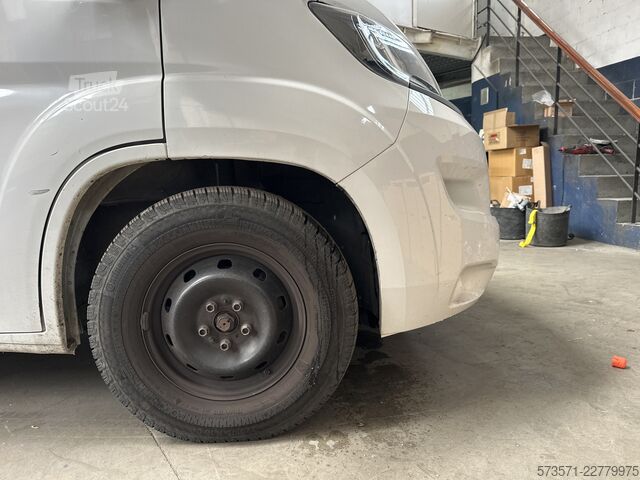 Kamper Peugeot Boxer Carado CV600 2024 | manuales | Totalmente equipado