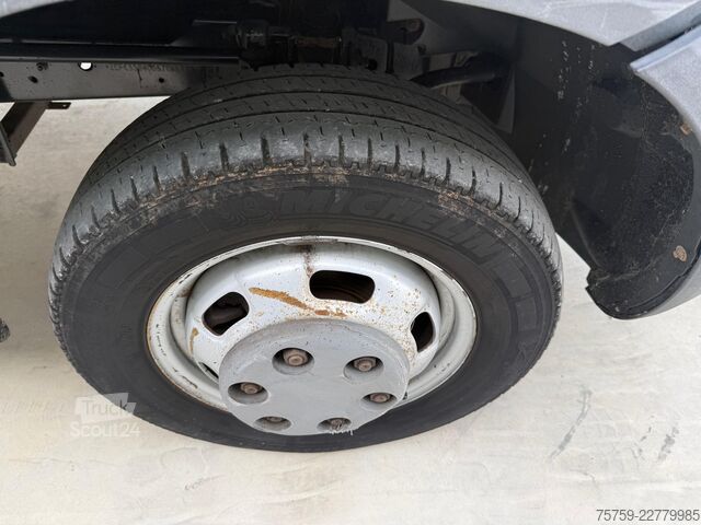 Furgon skrzyniowy Iveco Daily 35C12 Pritsche 4x2 Euro4