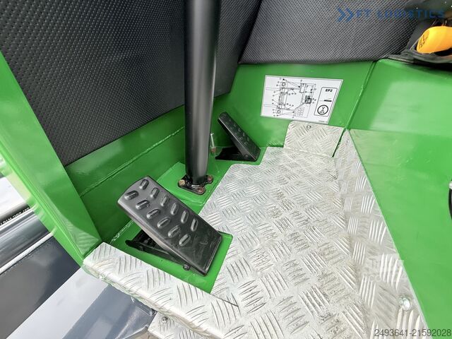 رافعة شوكية رباعية الاتجاهات Combilift C3000 DIESEL DUPLEX 4000MM CABIN