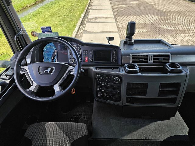 Standard-SZM M.A.N. 18.440 TGS