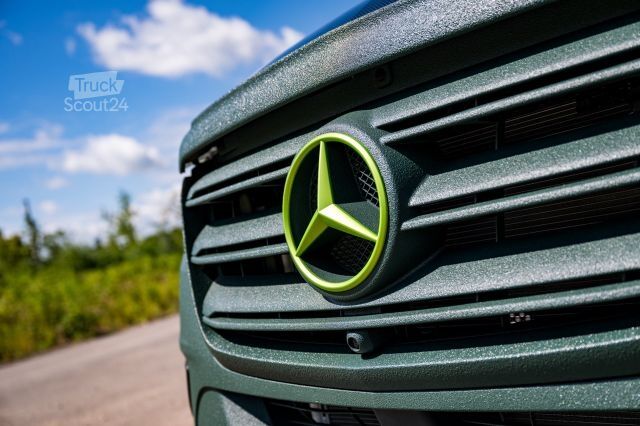 Kastenwagen Wohnmobil / Campervan MERCEDES-BENZ Taklamakan 4x4 XL *5-Personen* Offroad-Camper