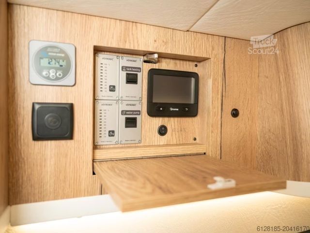 Kastenwagen Wohnmobil / Campervan MERCEDES-BENZ TAKLAMAKAN 4x4 Yacht auf Rädern, Innova Roadtrip