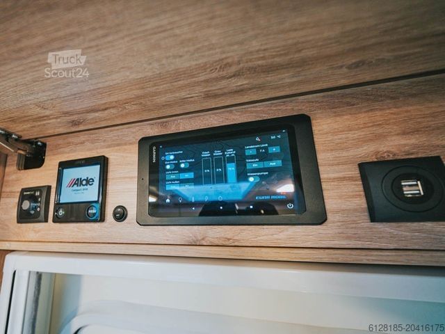 Polointegrovaný obytný vůz EURAMOBIL Xtura XT 686 EF, Clesana-Umbau, Xperience-Paket