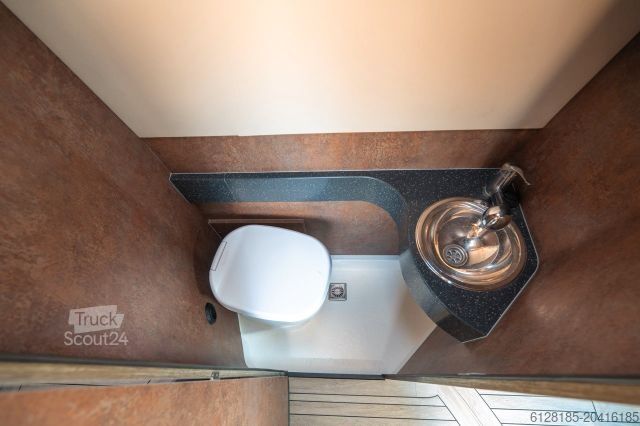 Campervan MERCEDES-BENZ TAKLAMAKAN 4x4 190PS mit Innova Roadtrip Ausbau