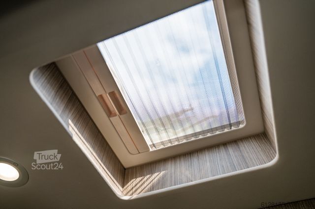 Campervan MERCEDES-BENZ TAKLAMAKAN 4x4 190PS mit Innova Roadtrip Ausbau