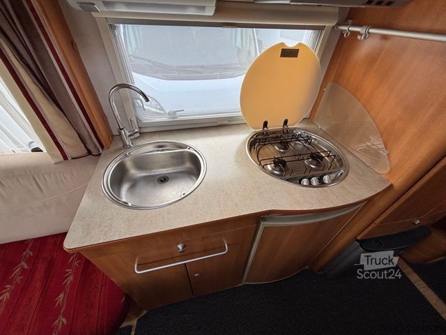 Caravan HYMER/ERIBA Nova 532 Truma*Markise*TV*Einzelbetten
