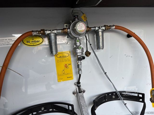 Caravan HYMER/ERIBA Nova 532 Truma*Markise*TV*Einzelbetten