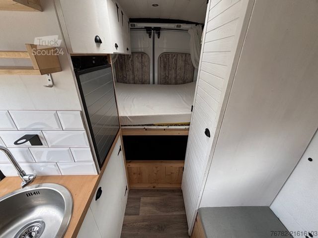 Campervan FORD Transit 2,2 TDI 114kW Wohnmobil