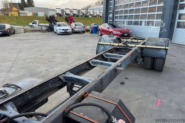 Truck mounted crane RENAULT Premium 320 4x2 Hiab 102-3