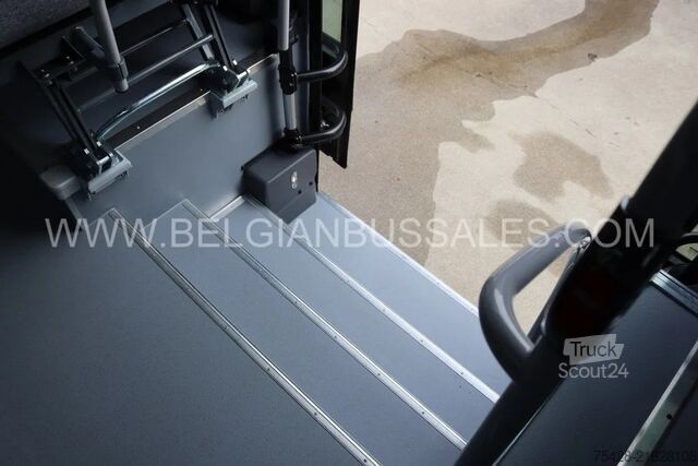 Intercitybuss Iveco Crossway 12m Pop / Double middle door / Prép li...