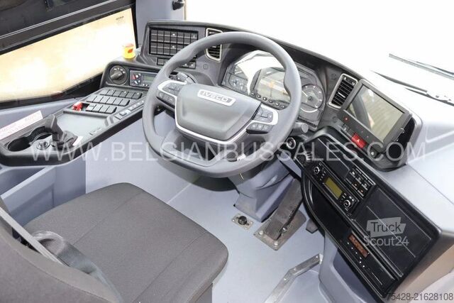 Intercitybuss Iveco Crossway 12m Pop / Double middle door / Prép li...