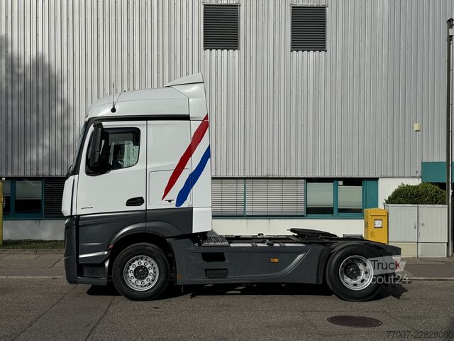 Standardni vlačilec Mercedes-Benz Actros 1845 LS Retarder Euro-6 Sehr gut