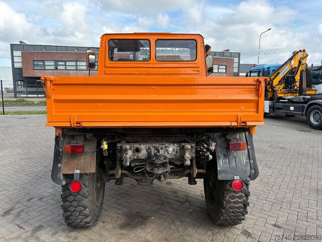 βαλίτσα UNIMOG 424 + 4X4 + BJ 1977 + MANUAL + 261666 KM + HYDR...