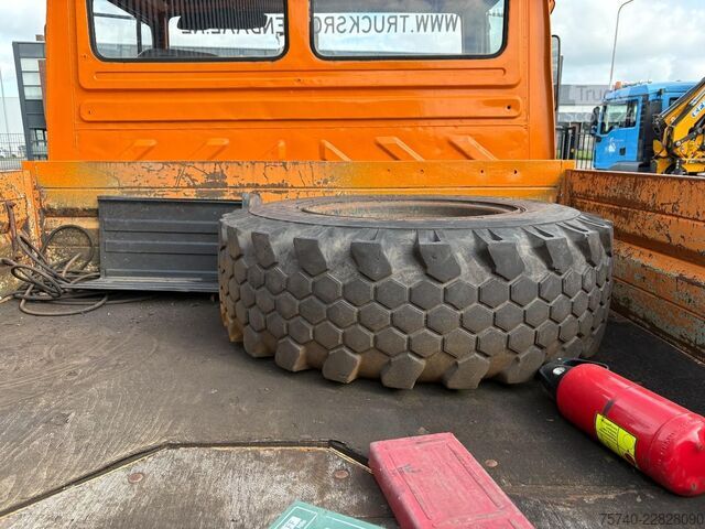 βαλίτσα UNIMOG 424 + 4X4 + BJ 1977 + MANUAL + 261666 KM + HYDR...