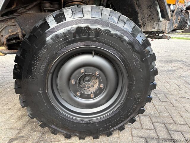 βαλίτσα UNIMOG 424 + 4X4 + BJ 1977 + MANUAL + 261666 KM + HYDR...
