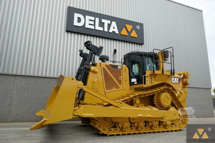 Bouteur Caterpillar D8T