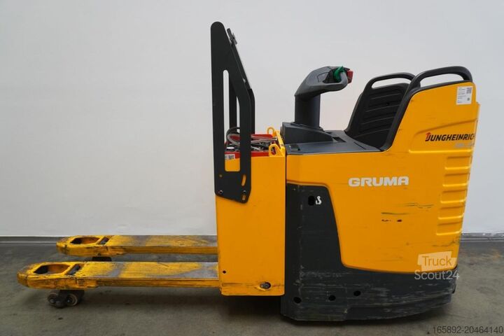 Staande palletwagen Jungheinrich ERE225