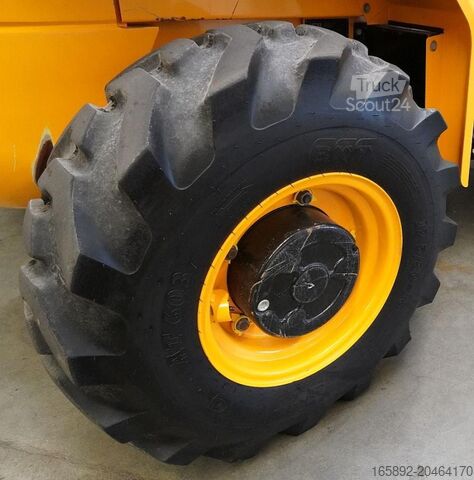 Terepjáró targonca Jcb 940-4