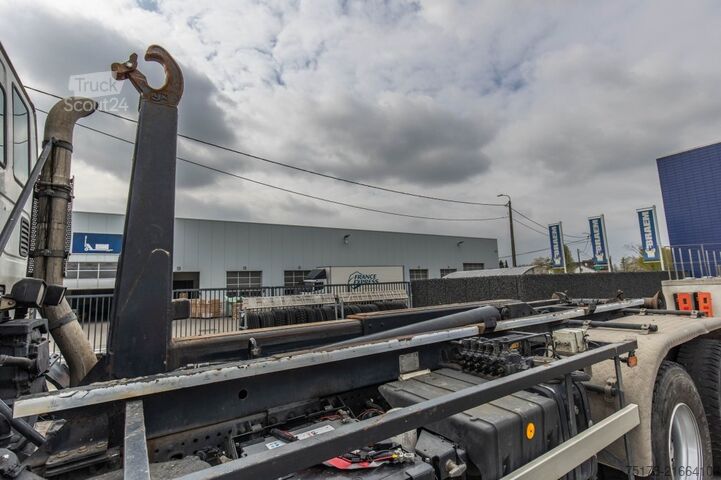 Система крюкових кронштейнів IVECO TRAKKER 410 - 121 499 KM