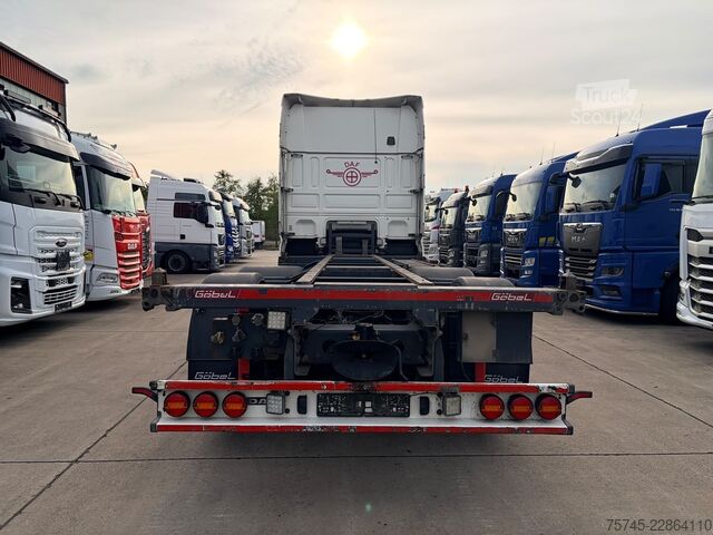 Mainomas kėbulo sunkvežimis DAF XF 530 FAN  / LENK+LIFT / 1.HD / STAND * ALCOA