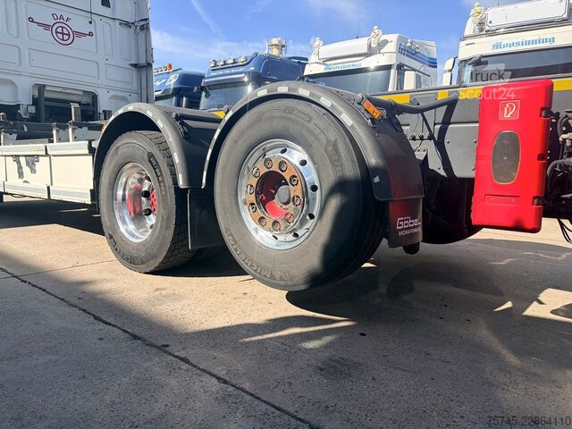 Mainomas kėbulo sunkvežimis DAF XF 530 FAN  / LENK+LIFT / 1.HD / STAND * ALCOA