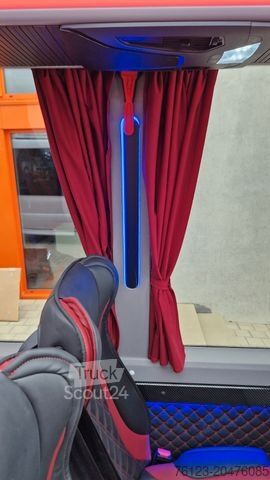 Kleinbus MERCEDES-BENZ 519 und 517 Glasdach XXL 20 Sitze Stock