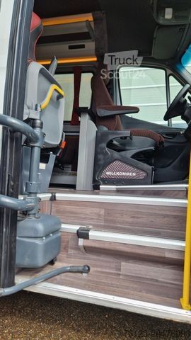 Minibus MERCEDES-BENZ 2 x 517 Lord Comfort XXL Lagerfahrzeug 23 SS