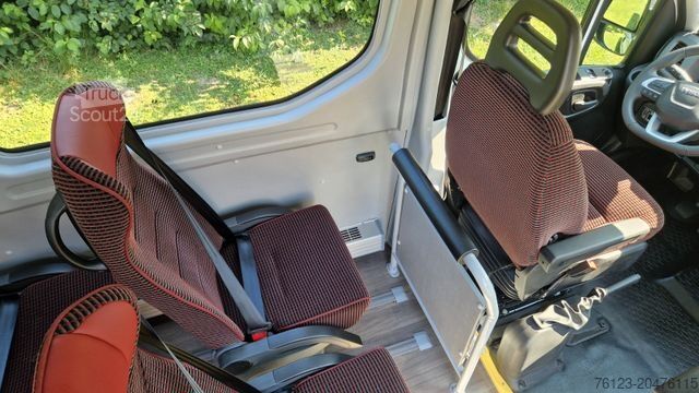 Microbuz IVECO Daily C35 M1 9 Sitzer sauberes Fahrzeug