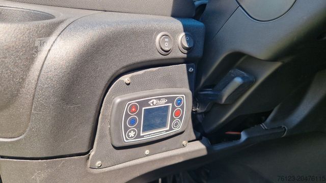 Μίνι λεωφορείο IVECO Daily C35 M1 9 Sitzer sauberes Fahrzeug