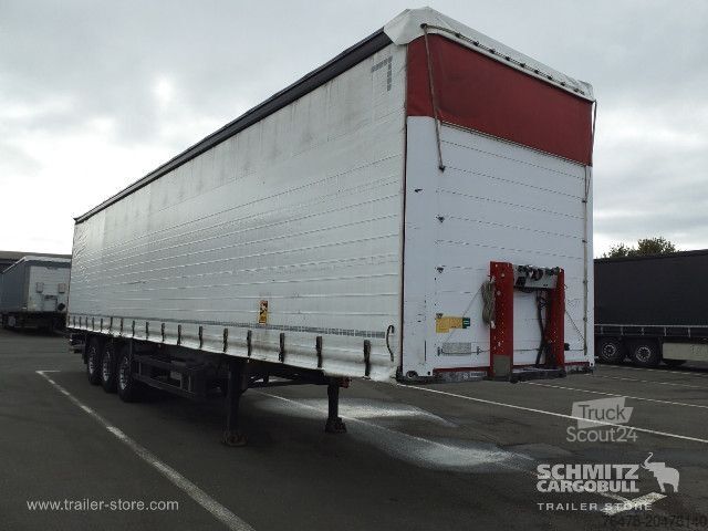 Otvorena poluprikolica sa ceradom Schmitz Cargobull Curtainsider Standard Taillift