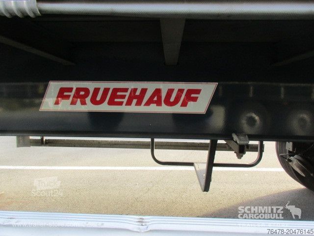 Semi-remorque bâchée Fruehauf Curtainsider Standard