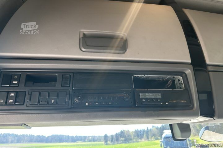 Standardni tegljač Renault T460 4x2 Retarder / Swiss-Vehicle