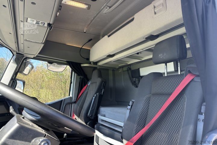 Standardni tegljač Renault T460 4x2 Retarder / Swiss-Vehicle