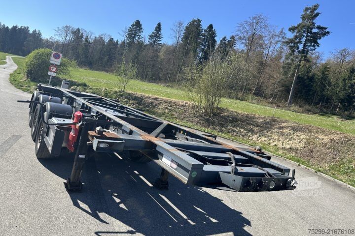 Swap body semitrailer Schwarzmüller SPA 3/E Containertransport / Swiss-Vehicle