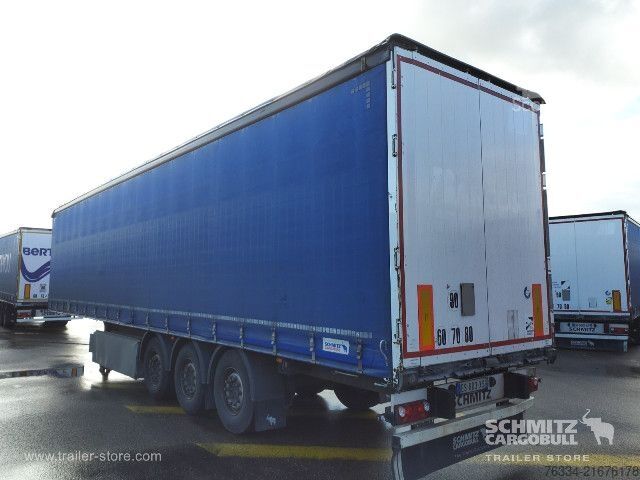 Semi-remorque bâchée Schmitz Cargobull Semitrailer Curtainsider Standard