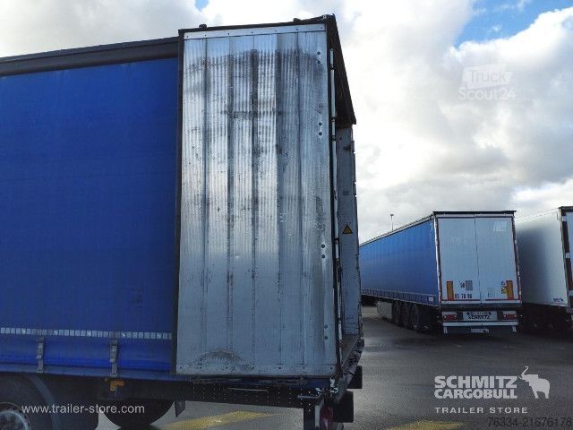 Semi-remorque bâchée Schmitz Cargobull Semitrailer Curtainsider Standard