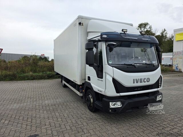 Transporter mit Koffer IVECO 75-210 Koffer + LBW, Klima, Kamera