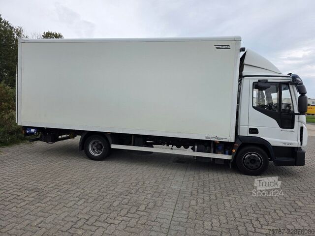 Transporter mit Koffer IVECO 75-210 Koffer + LBW, Klima, Kamera