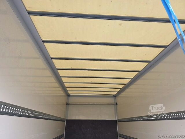 Transporter mit Koffer IVECO 75-210 Koffer + LBW, Klima, Kamera